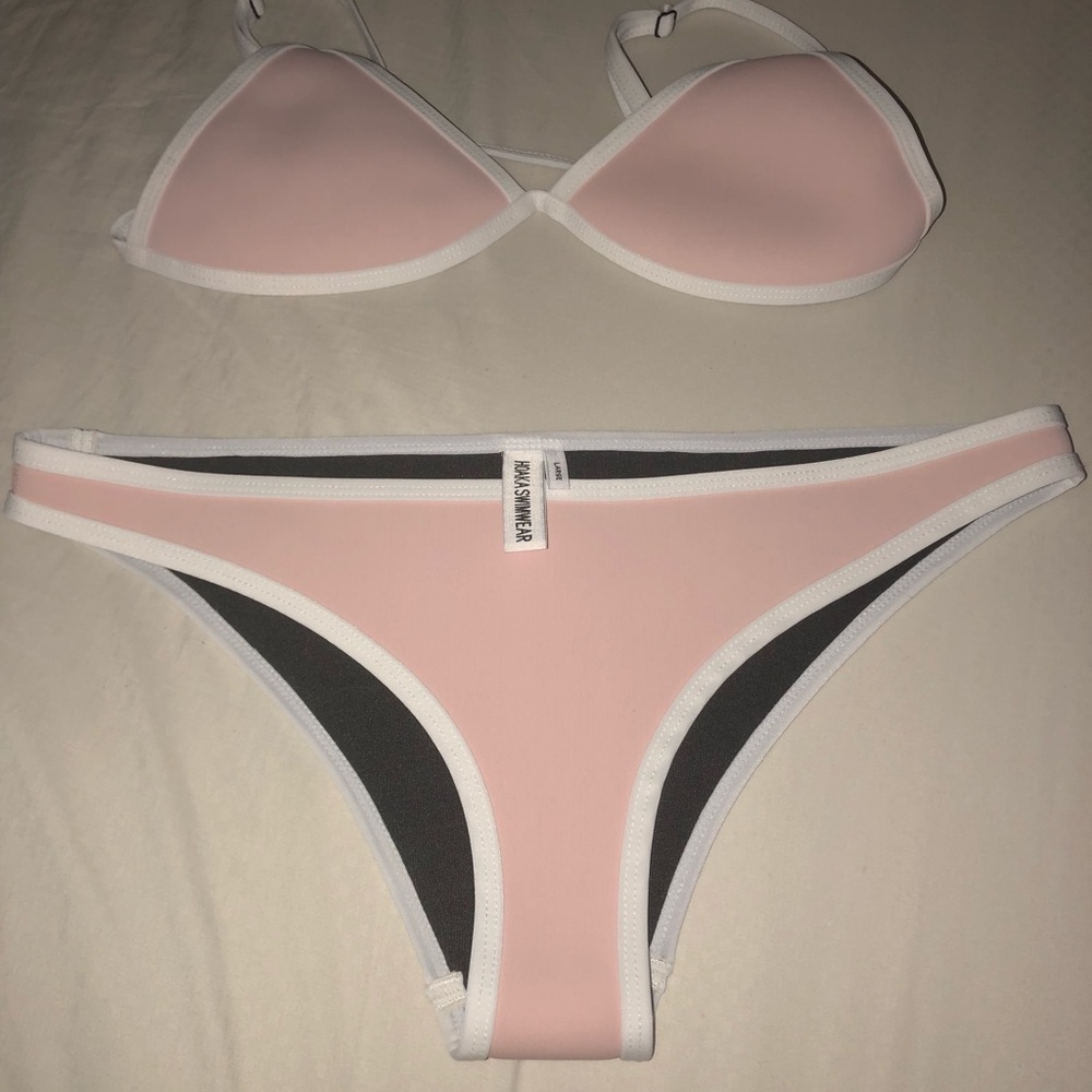 BRAND NEW HOAKA SWIMWEAR!!! Cheeky bottoms.